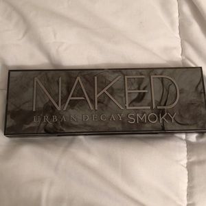 Urban Decay NAKED SMOKY